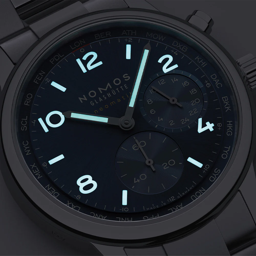 Club Sport Neomatik Worldtimer 40mm - Blue on Bracelet - Image 7