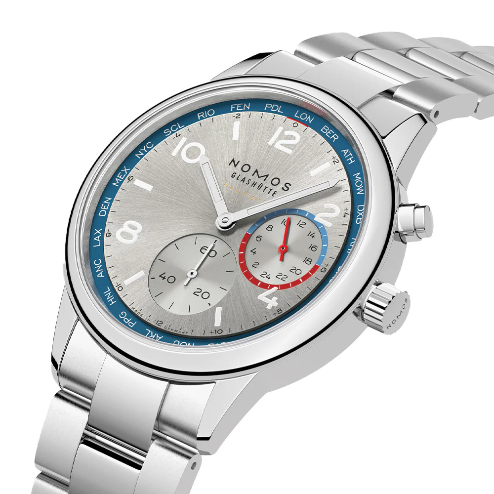 Club Sport Neomatik Worldtimer 40mm - Silver on Bracelet - Image 2