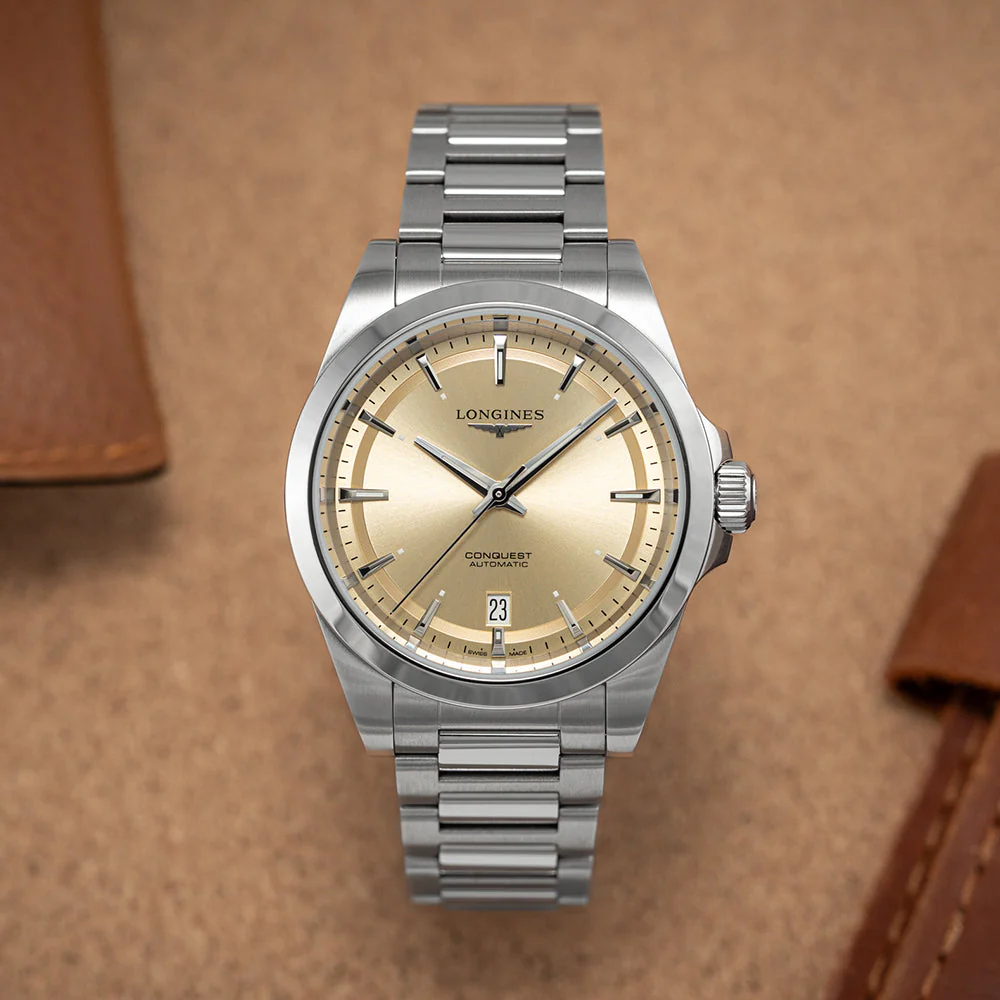 Conquest 38mm - Champagne on Bracelet - Image 2