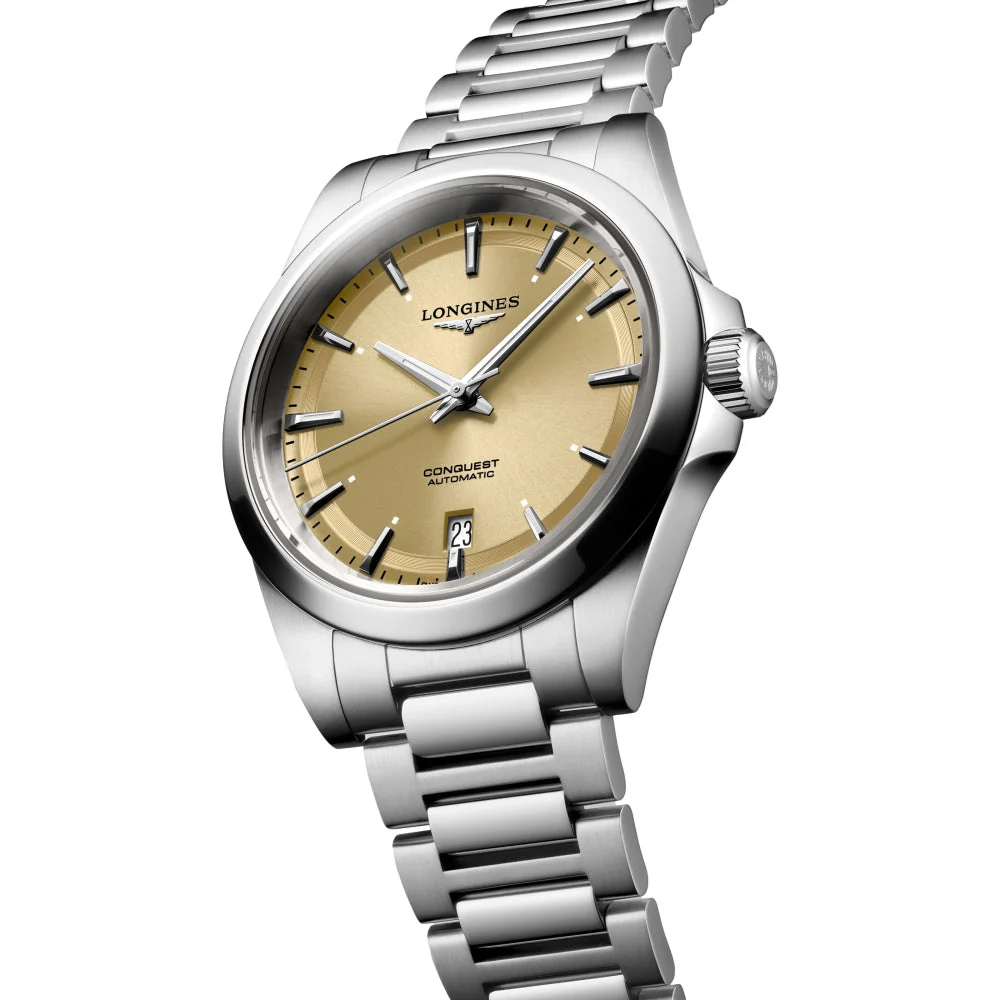 Conquest 38mm - Champagne on Bracelet - Image 4