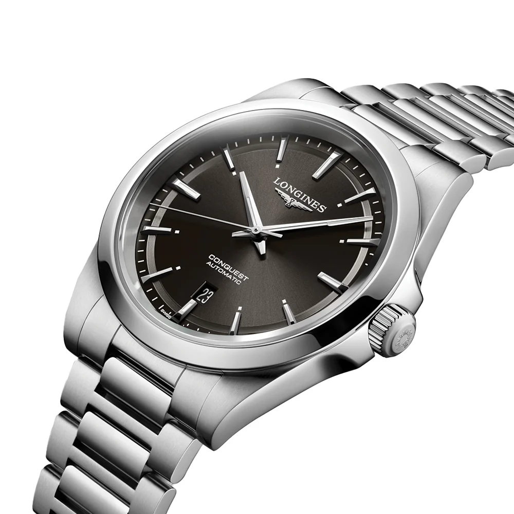 Conquest 41mm - Sunray Black on Bracelet - Image 2