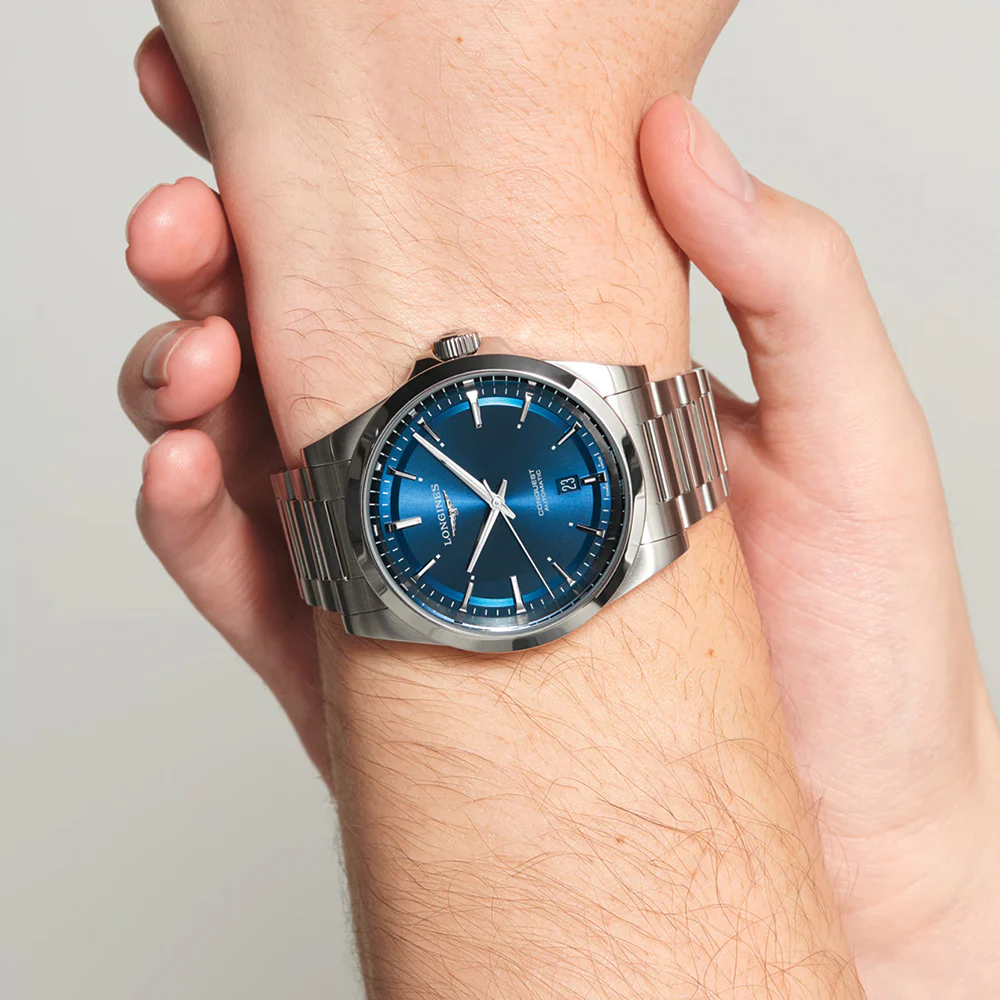 Conquest 41mm - Sunray Blue on Bracelet - Image 3