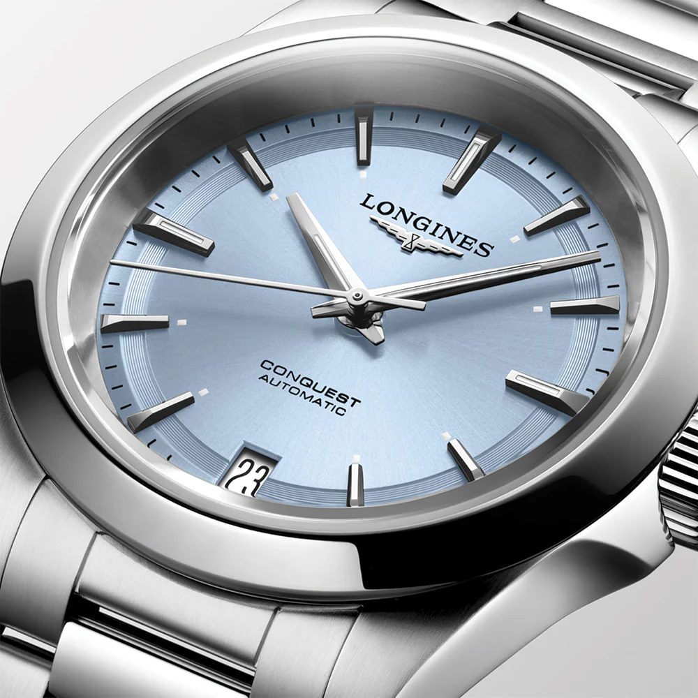 Conquest 34mm - Sunray Blue on Bracelet - Image 2