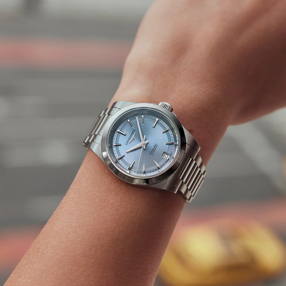 Conquest 34mm - Sunray Blue on Bracelet - Image 3