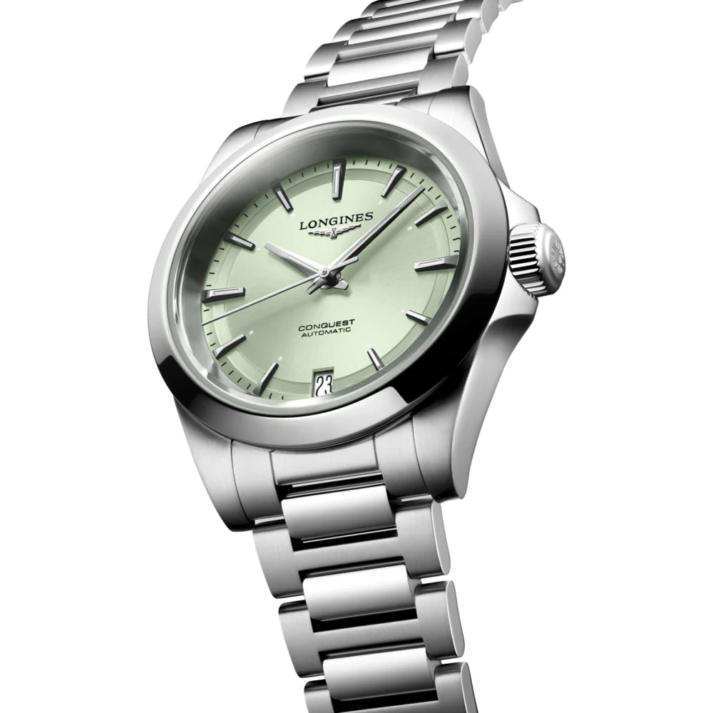 Conquest 34mm - Sunray Green on Bracelet - Image 2