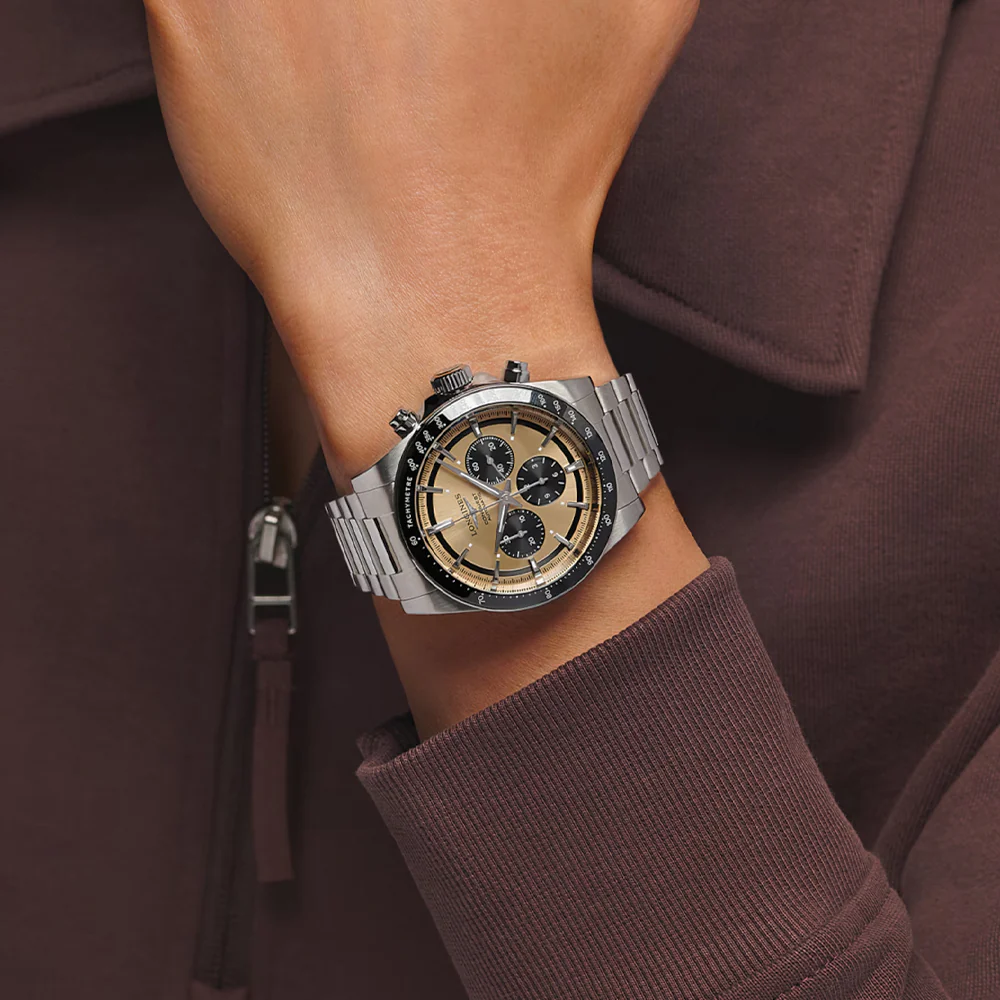Conquest Automatic Chronograph 42mm - Brown on Bracelet - Image 3