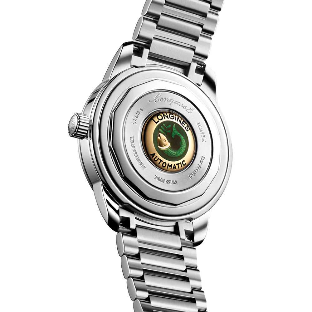 Conquest Heritage 38mm - Green on Bracelet - Image 4