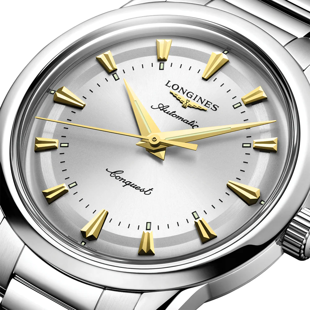 Conquest Heritage 38mm - Silver on Bracelet - Image 2