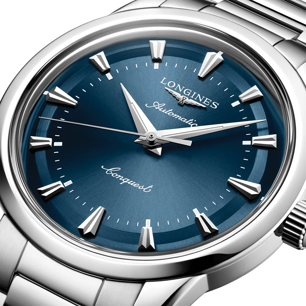 Conquest Heritage 40mm - Blue on Bracelet - Image 3