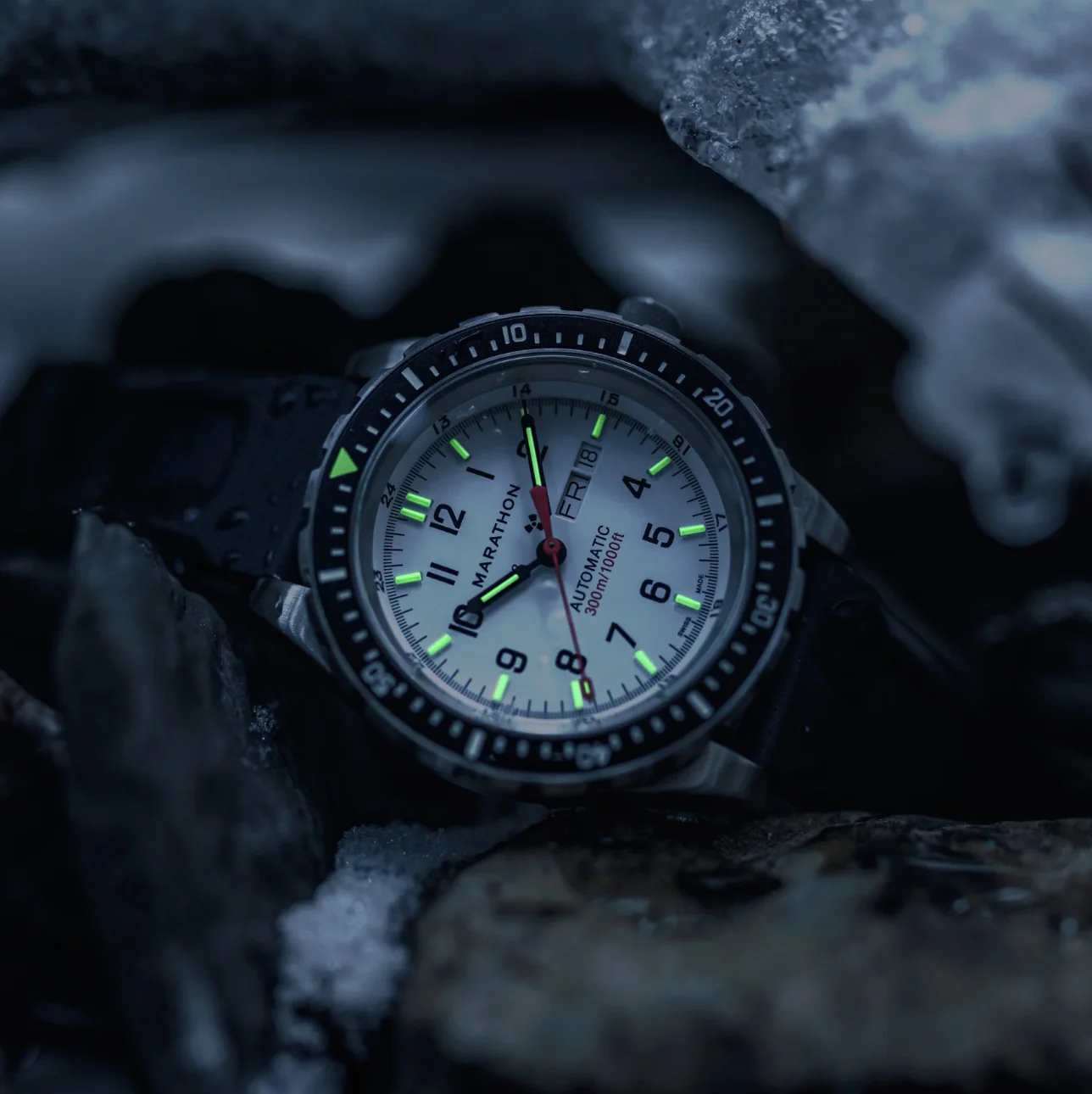 JDD Type II - Diver's Automatic Arctic Edition 46mm - White on Rubber Strap - Image 2