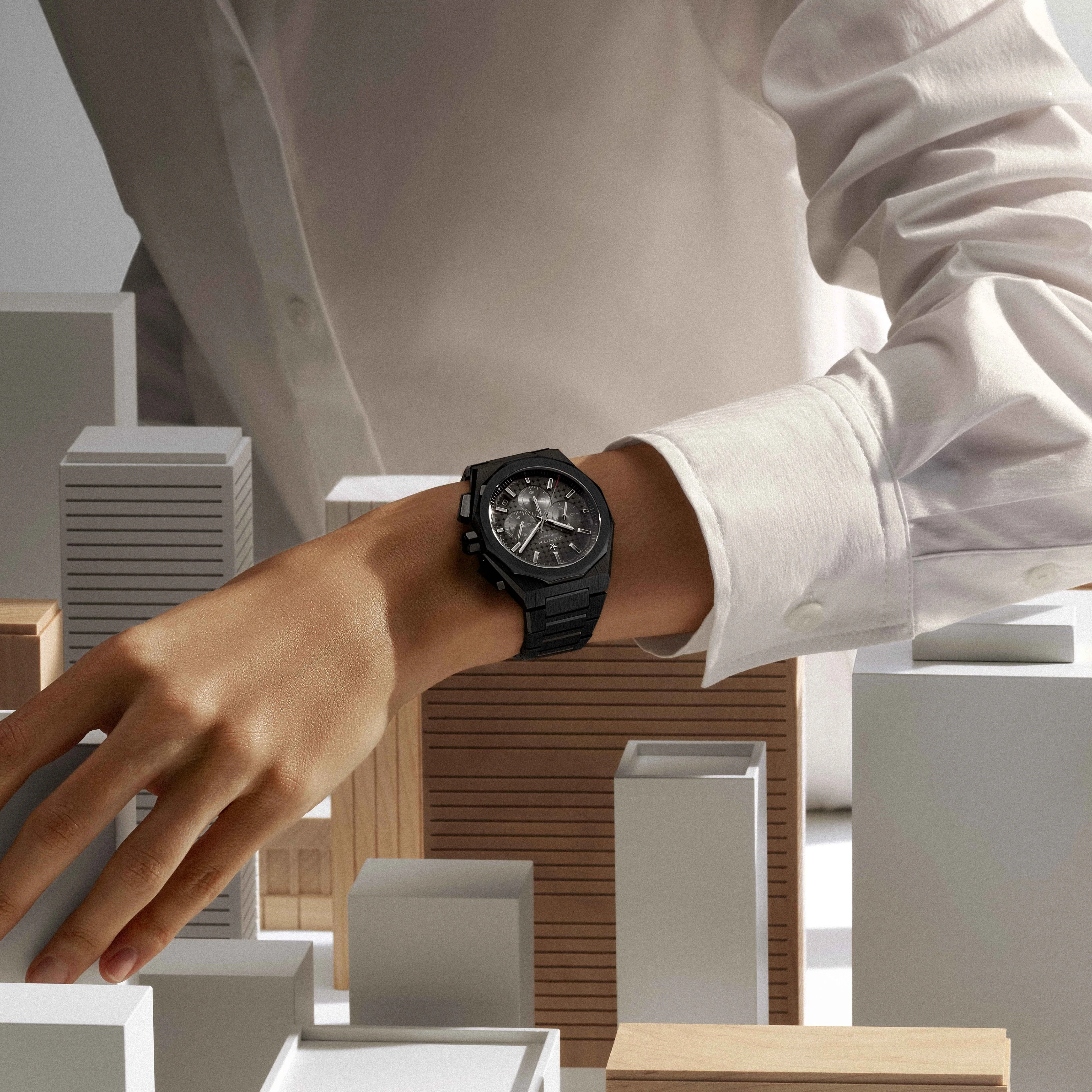 Defy Skyline Chronograph Ceramic 42mm - Black-Toned on Bracelet w/ Extra Rubber Strap - Image 5