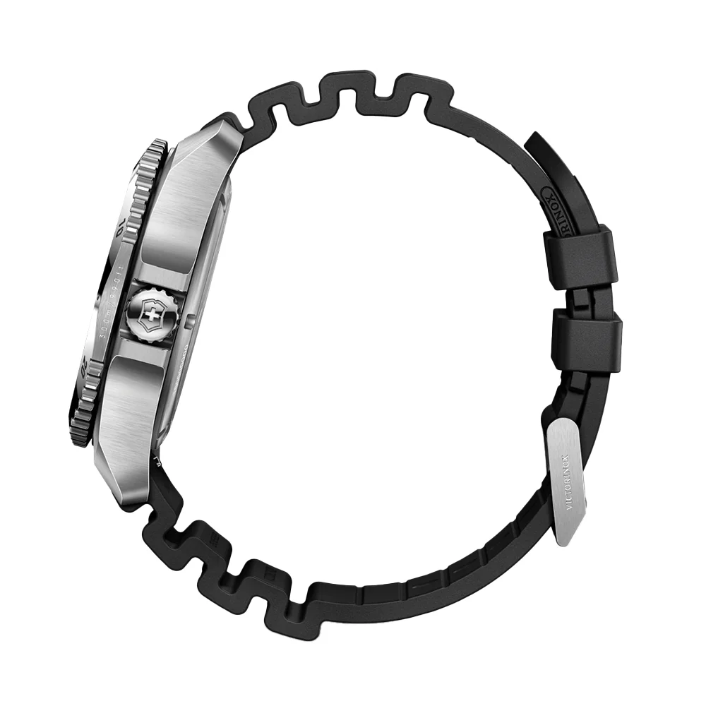 Dive Pro Quartz 43mm - Black on Rubber Strap - Image 5