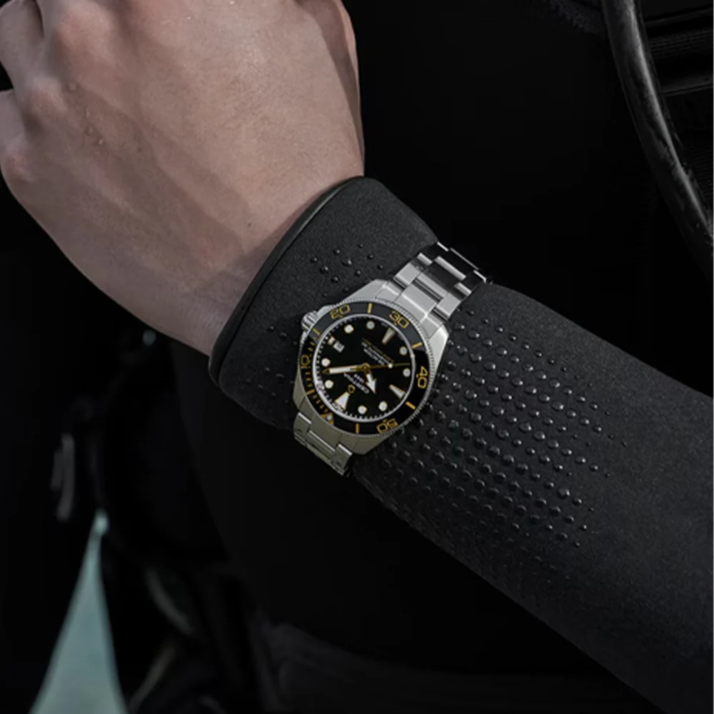 DS Action Diver "New DS Concept Extreme Shock Resistance" 40.5mm - Black on Bracelet - Image 3