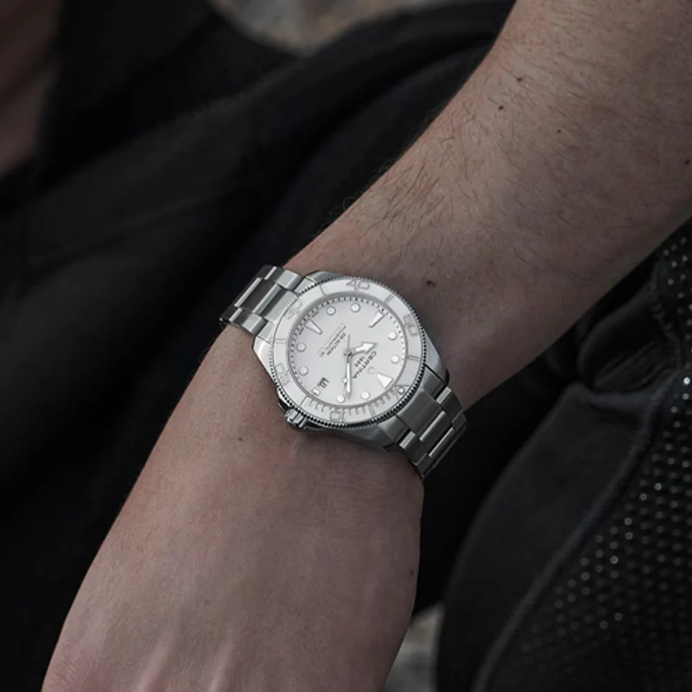 DS Action Diver "New DS Concept Extreme Shock Resistance" 40.5mm - White on Bracelet - Image 3