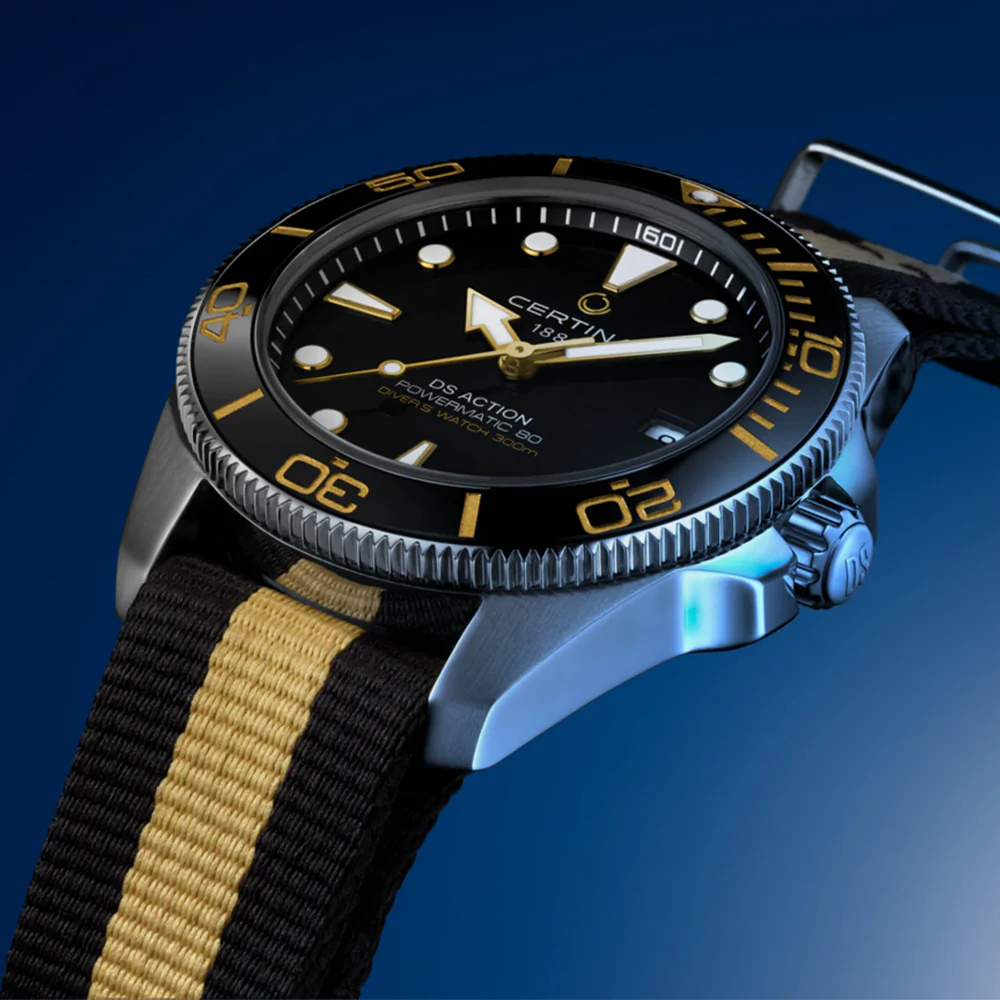 DS Action Diver "New DS Concept Extreme Shock Resistance" 40.5mm - Black on One-Piece Textile Strap - Image 2