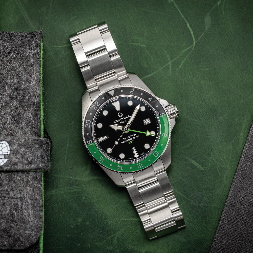 DS Action GMT Powermatic 80 41mm - Black on Bracelet - Image 2