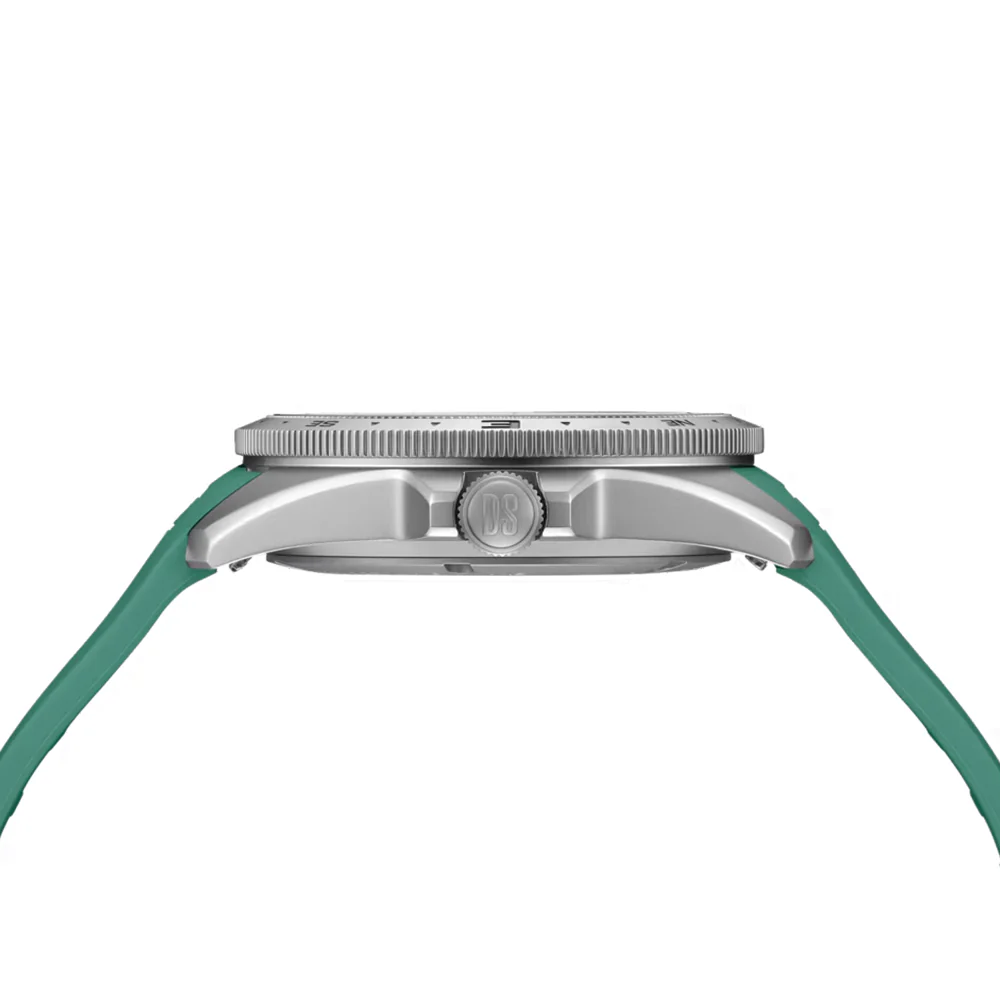 DS-X “New DS Concept Extreme Shock Resistance” GMT Quartz 41mm - Grey on Green Rubber Strap - Image 5
