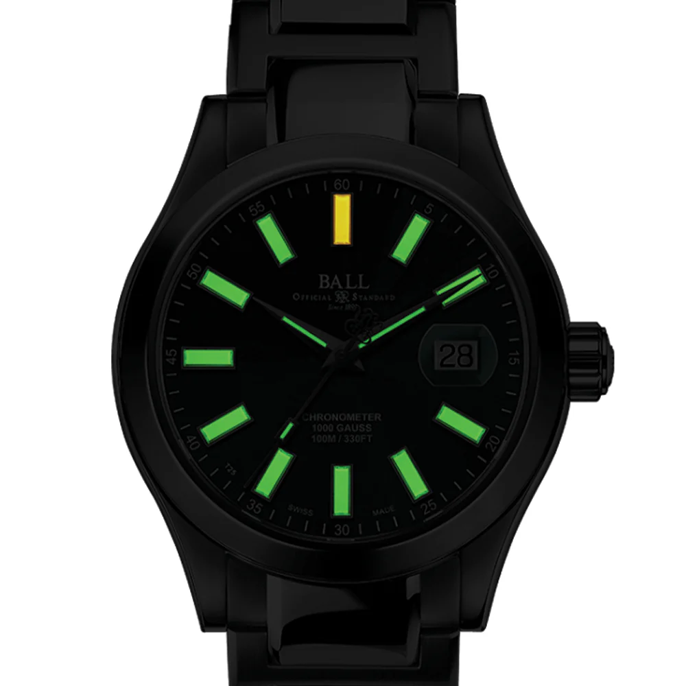 Engineer III Marvelight Chronometer 40mm - Green on Bracelet - Image 2