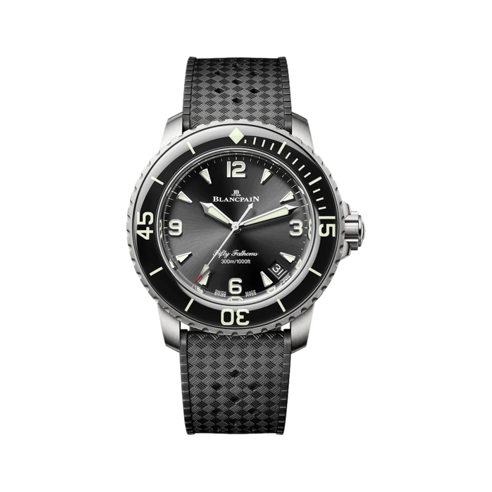 Fifty Fathoms Automatique Titanium 42.3mm - Black on Tropic Rubber Strap