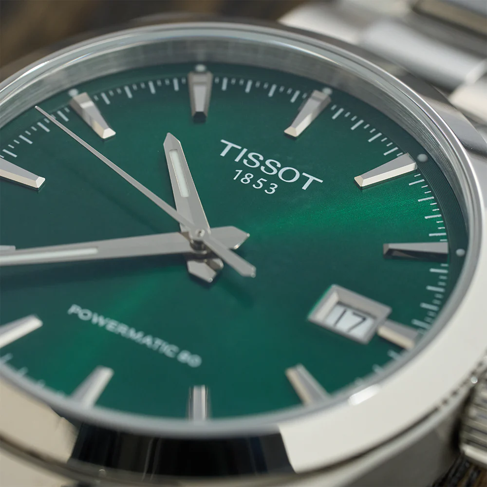 Gentleman 38mm - Green on Bracelet - Image 4