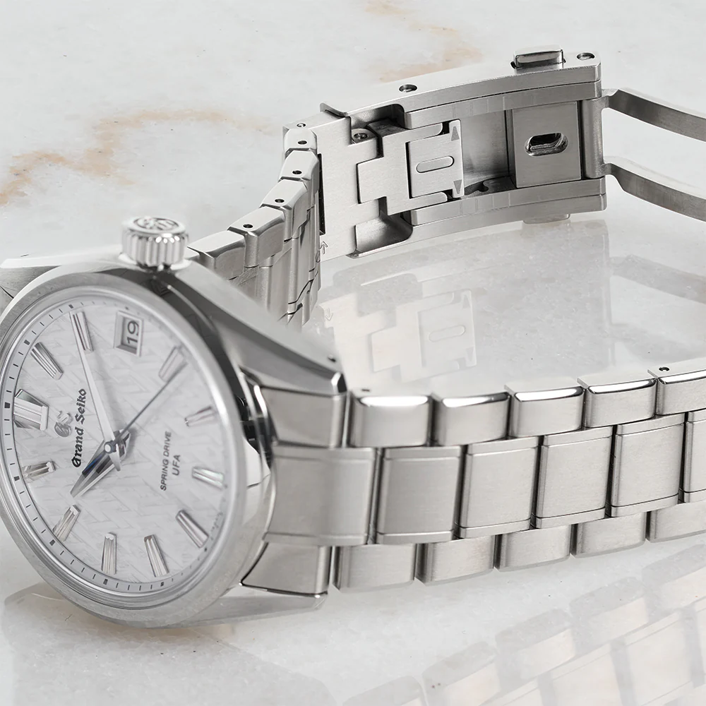 SLGB003 Evolution 9 Spring Drive UFA HI-Ti 37mm - Silver-Blue on Bracelet - Image 12