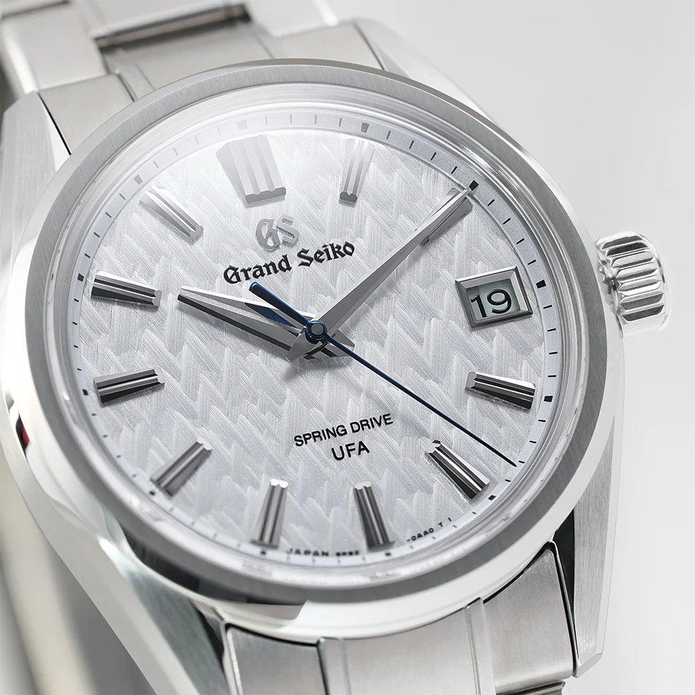 SLGB003 Evolution 9 Spring Drive UFA HI-Ti 37mm - Silver-Blue on Bracelet - Image 5