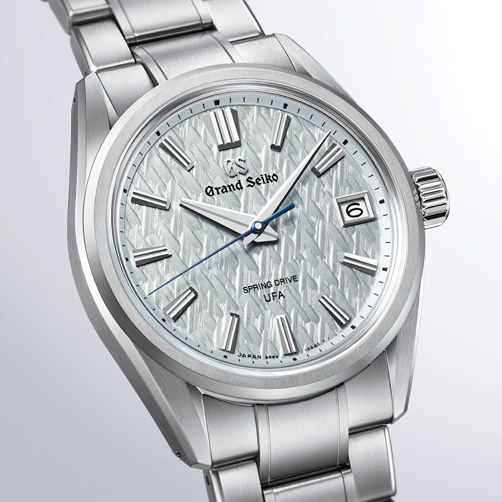 SLGB003 Evolution 9 Spring Drive UFA HI-Ti 37mm - Silver-Blue on Bracelet - Image 6