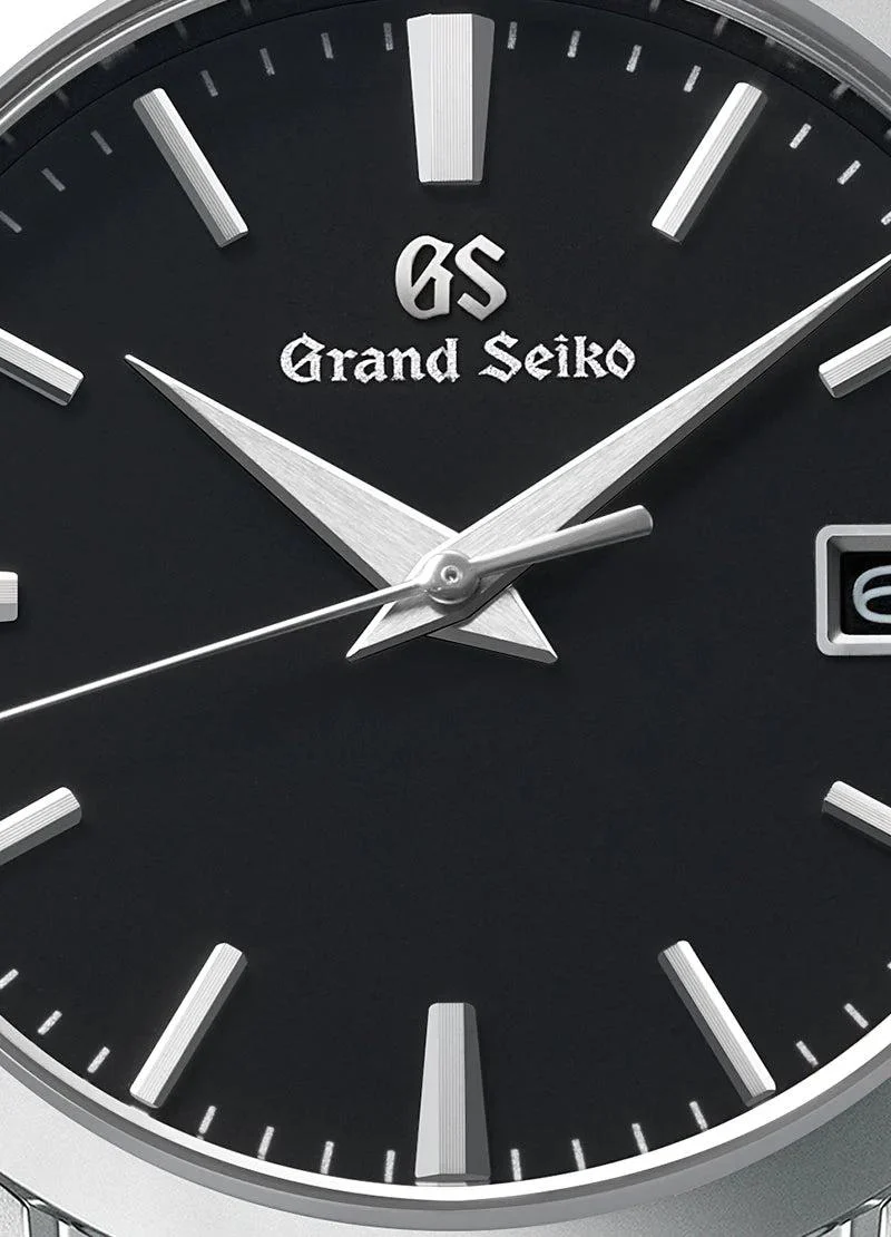 SBGX261 Heritage Quartz 37mm - Black on Bracelet - Image 2