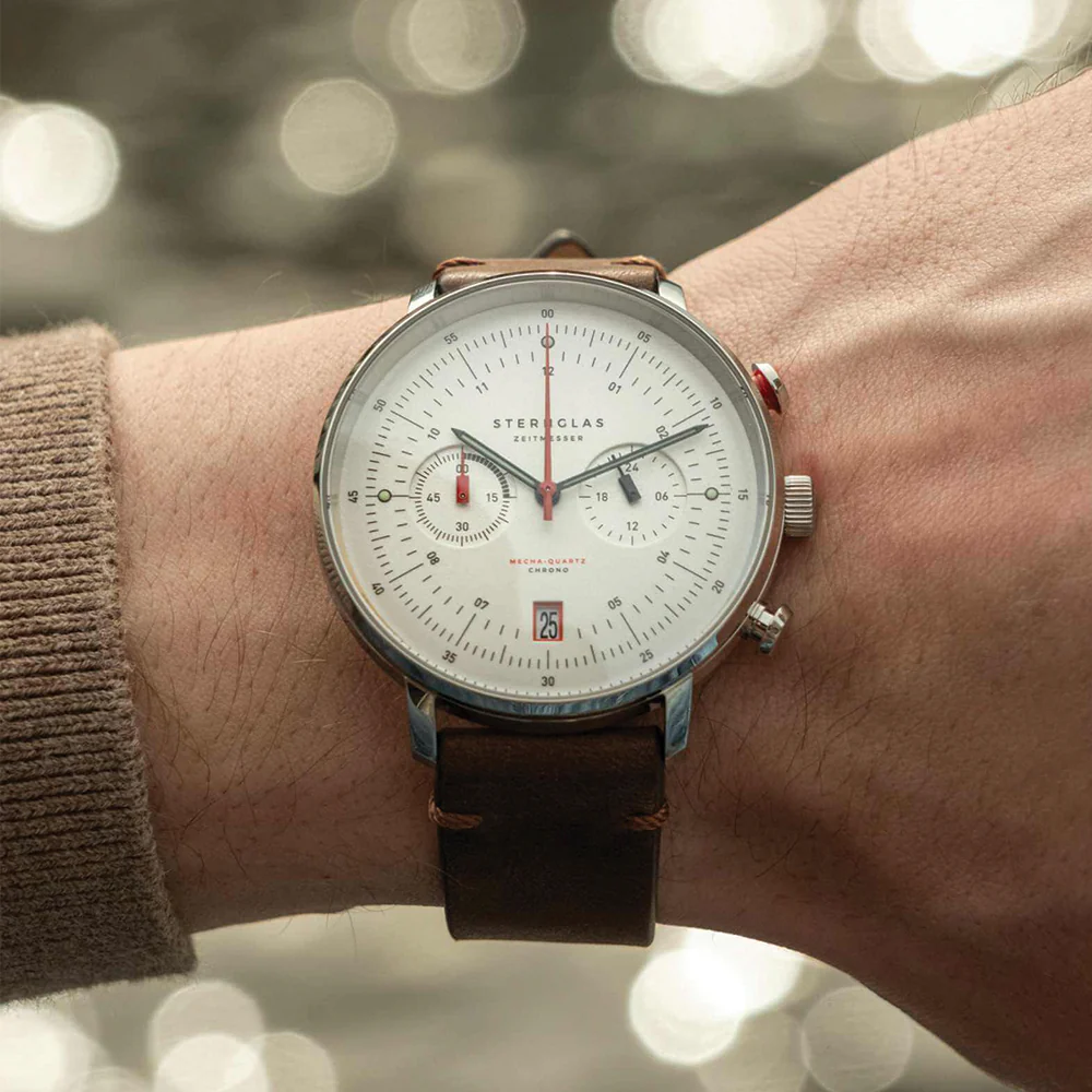Hamburg Mecha-Quartz Chrono 42mm - Silver on Leather Strap - Image 3
