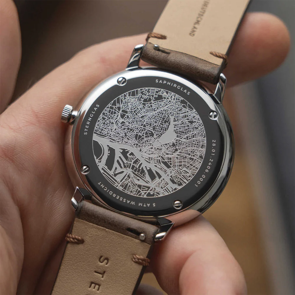 Hamburg Quartz 42mm - Graphite on Leather Strap - Image 4