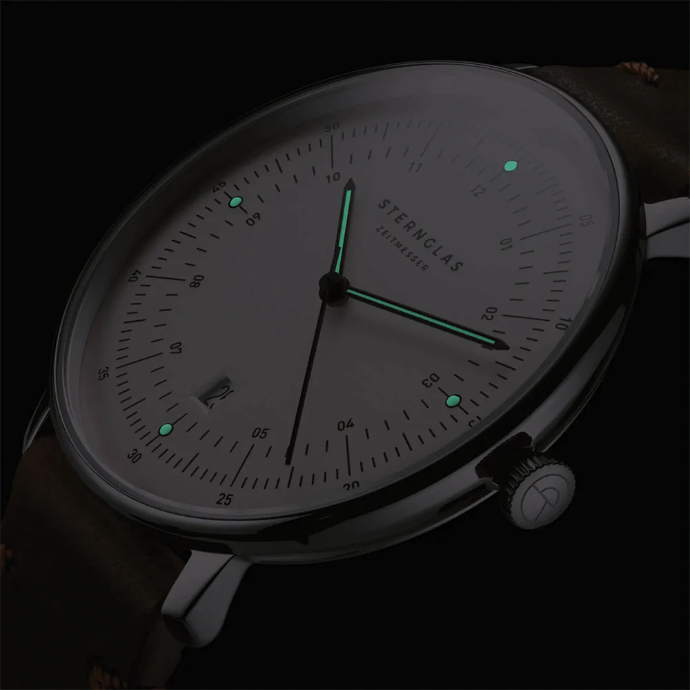 Hamburg Quartz 42mm - White on Leather Strap - Image 5