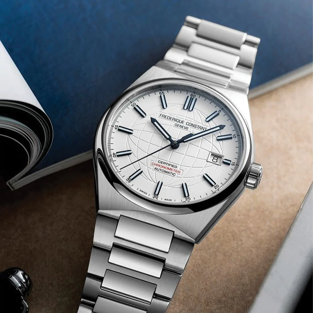 Highlife Automatic COSC Certified 39mm - Silver on Bracelet - Image 2