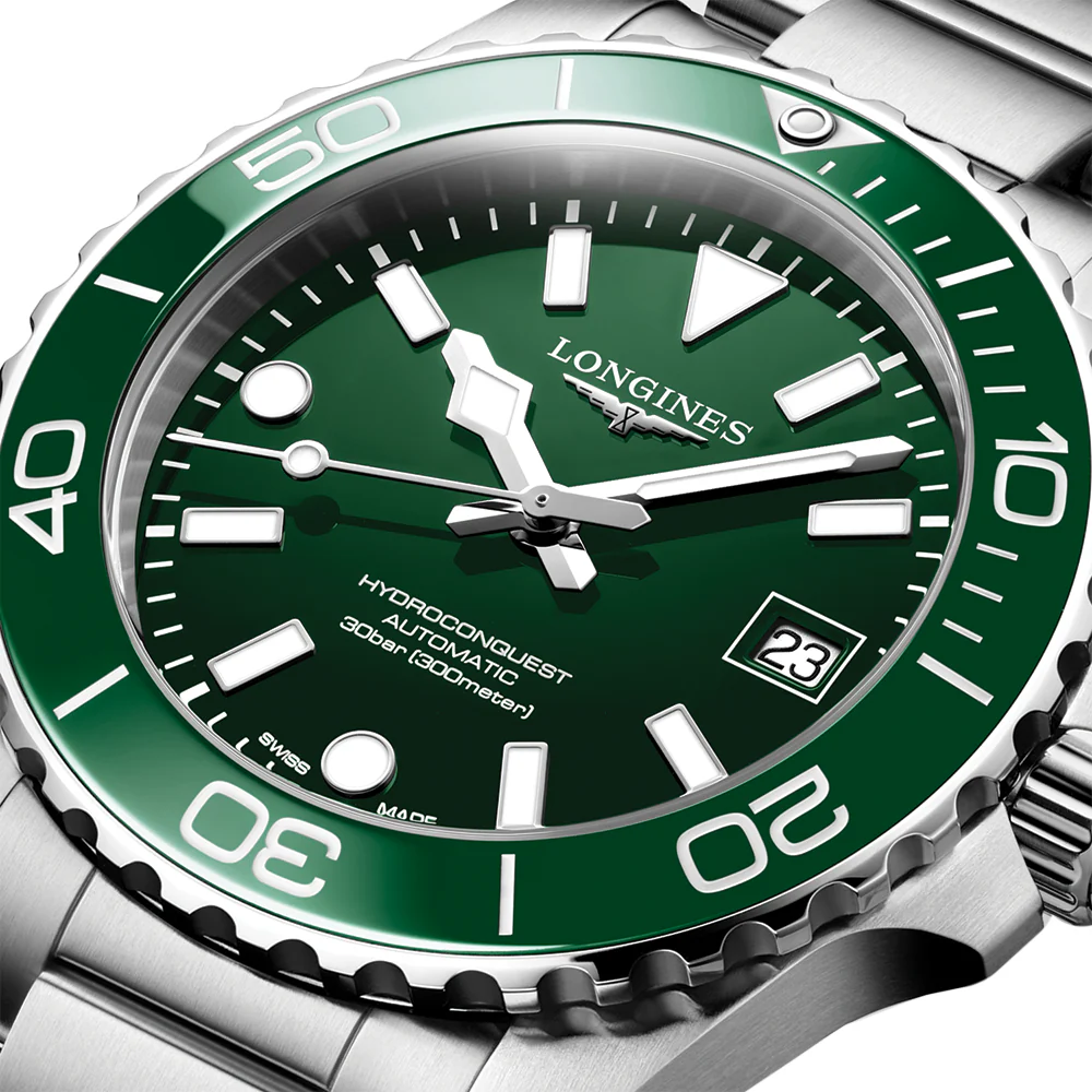 HydroConquest 39mm - Green on Bracelet - Image 5