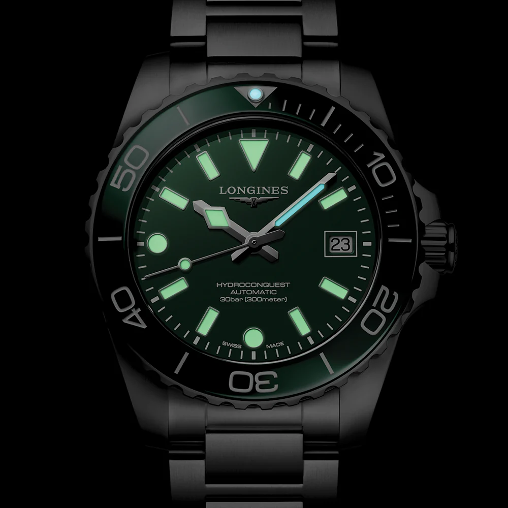 HydroConquest 39mm - Green on Bracelet - Image 6