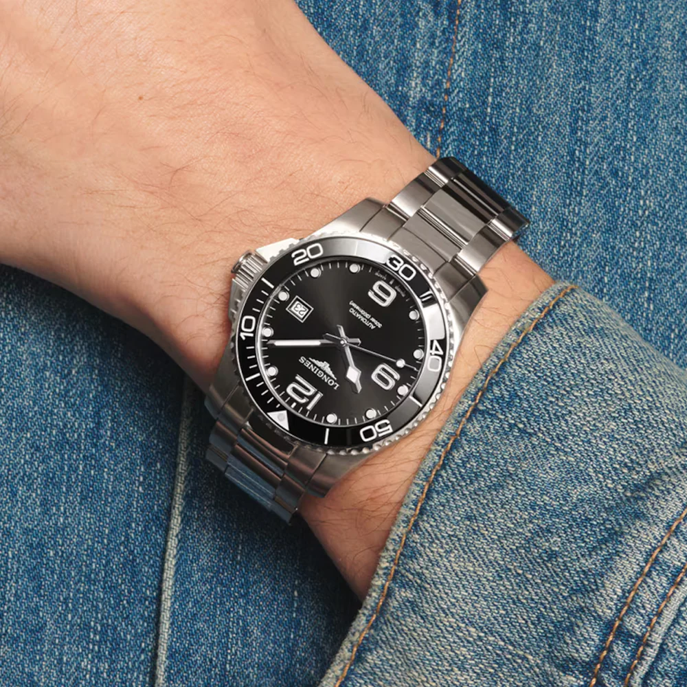 HydroConquest 41mm - Black on Bracelet - Image 3