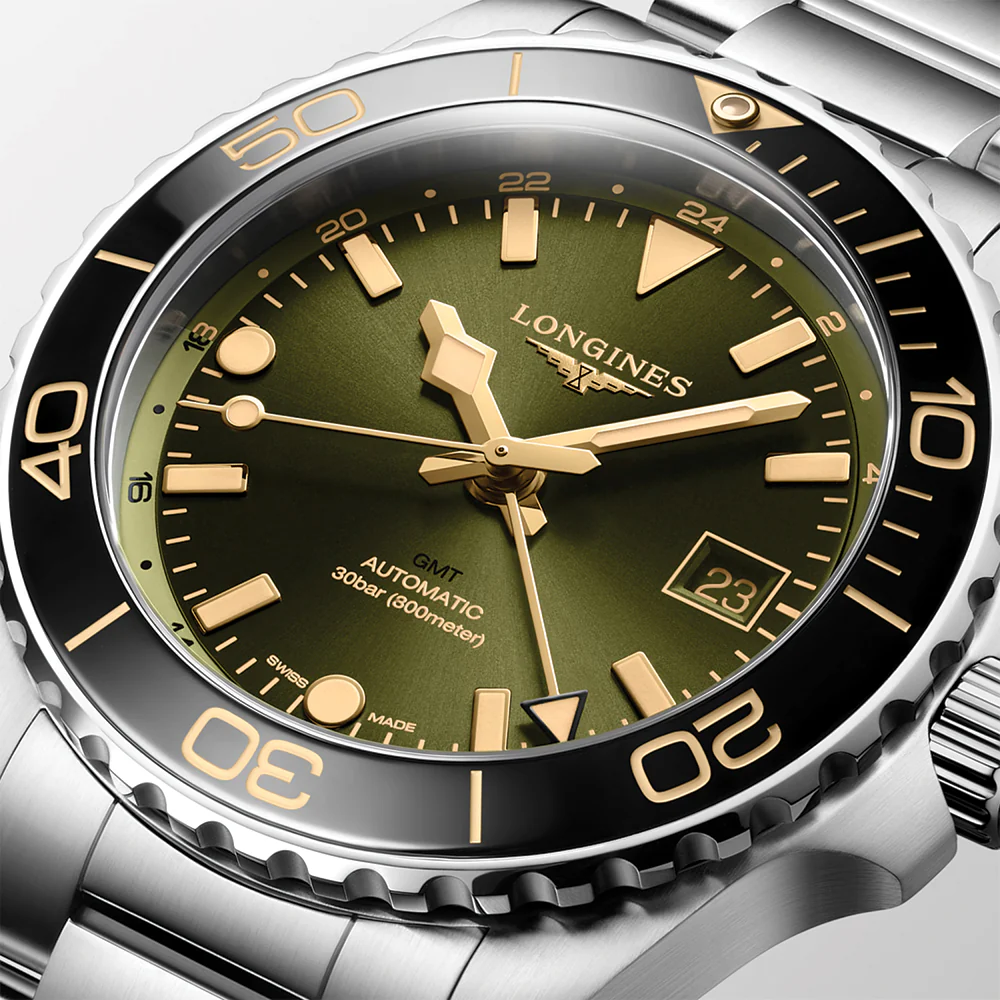 HydroConquest GMT 41mm - Green on Bracelet - Image 4