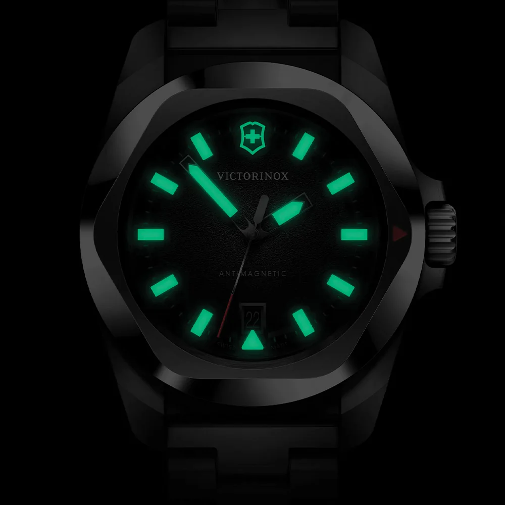 I.N.O.X. 41mm - Black on Bracelet - Image 3