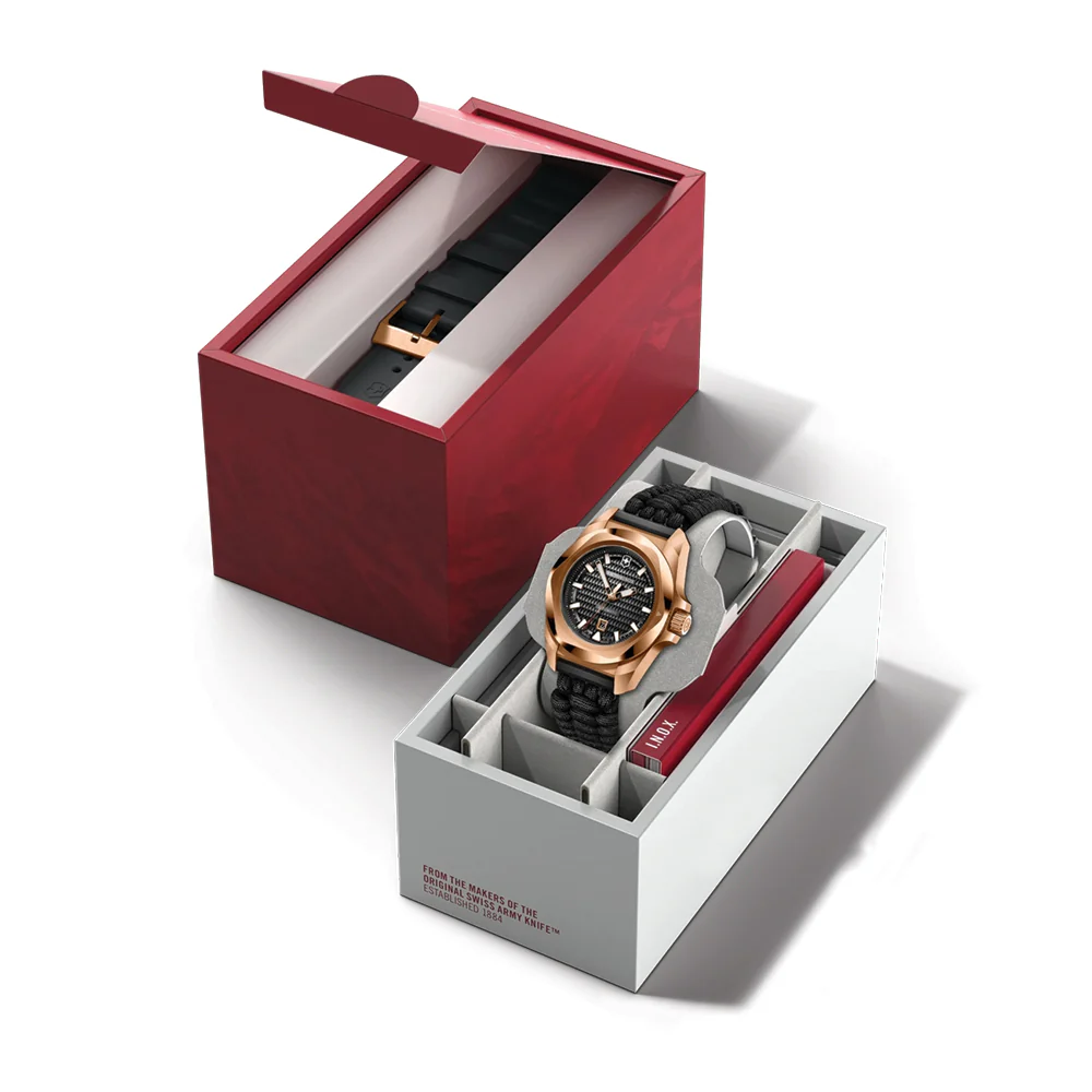 I.N.O.X. PVD 5N Gold-Tone 32mm - Black on Nylon Strap - Image 6