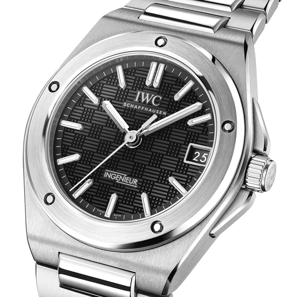 Ingenieur Automatic 35mm - Black on Bracelet - Image 2