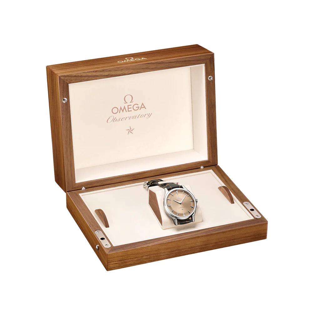 Constellation Observatory Platinum Gold 39.4mm - Bronze on Leather Strap - Image 6