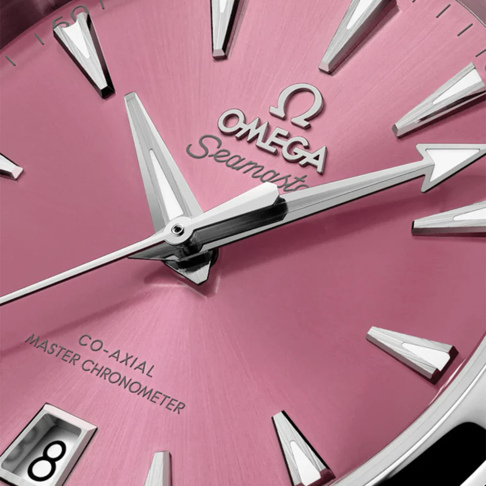 Seamaster Aqua Terra Shades 38mm - Shell Pink on Bracelet - Image 3