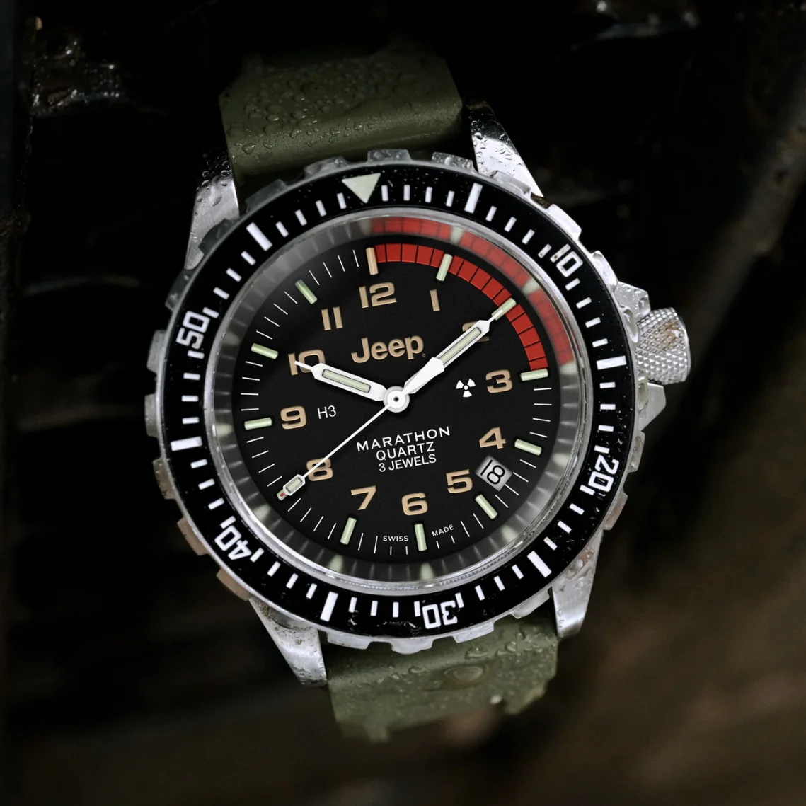 TSAR Diver's Quartz Jeep Rubicon 41mm - Black on Rubber Strap - Image 5
