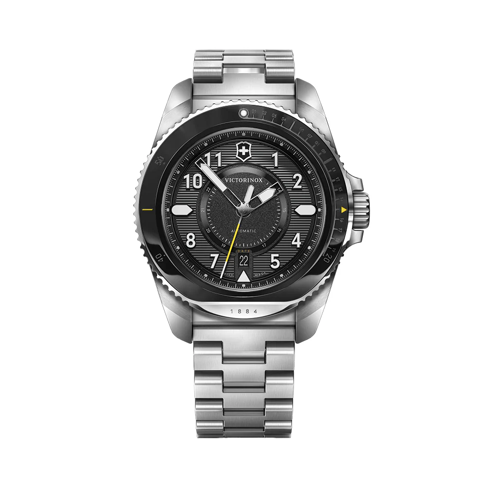 Journey 1884 43mm - Black on Bracelet
