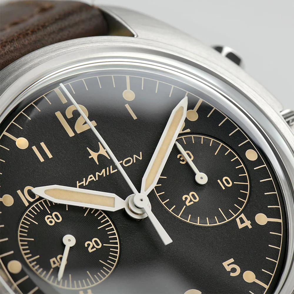 Khaki Aviation Pioneer Mechanical Chrono 40mm - Black on Leather Strap - Image 4