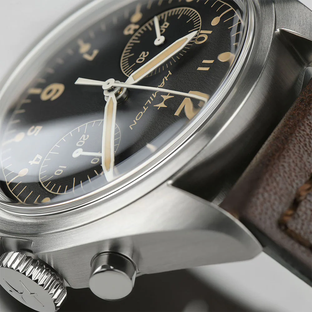Khaki Aviation Pioneer Mechanical Chrono 40mm - Black on Leather Strap - Image 6