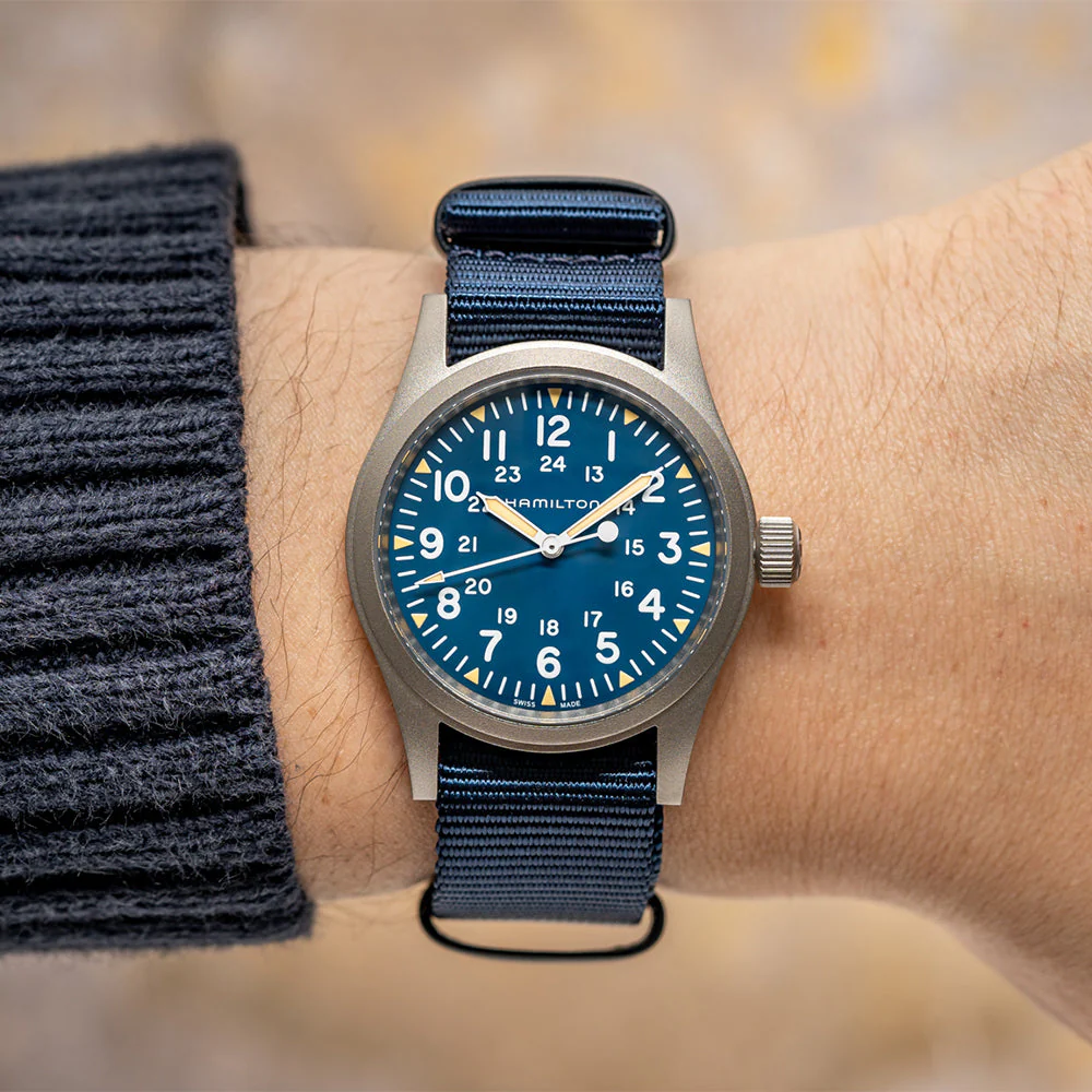 Khaki Field Mechanical 38mm - Blue on Textile Strap - Image 3