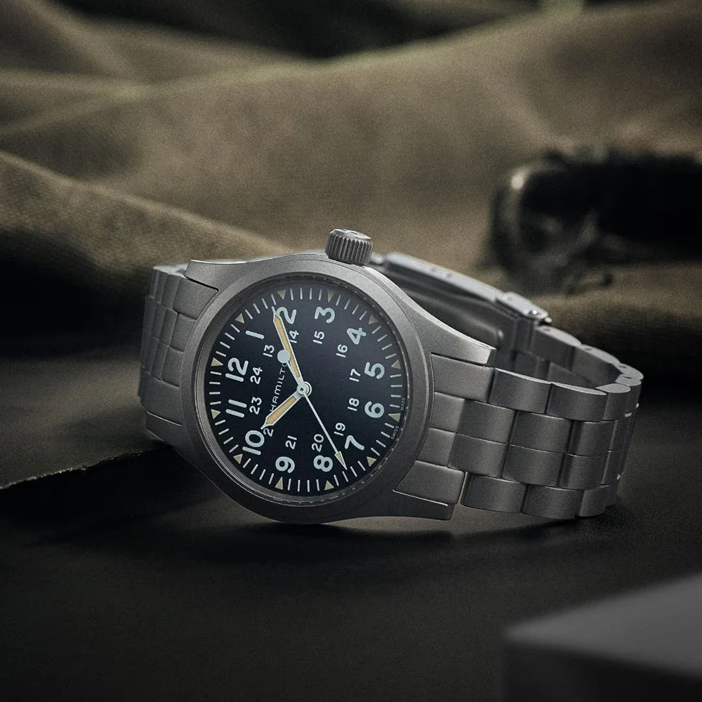 Khaki Field Mechanical 38mm - Black on Bracelet - Image 2