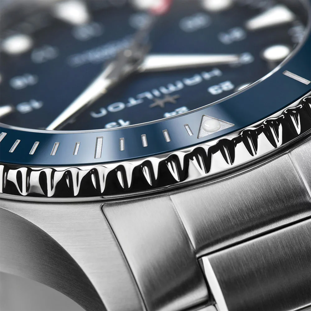 Khaki Navy Scuba Auto 43mm - Blue on Bracelet - Image 5