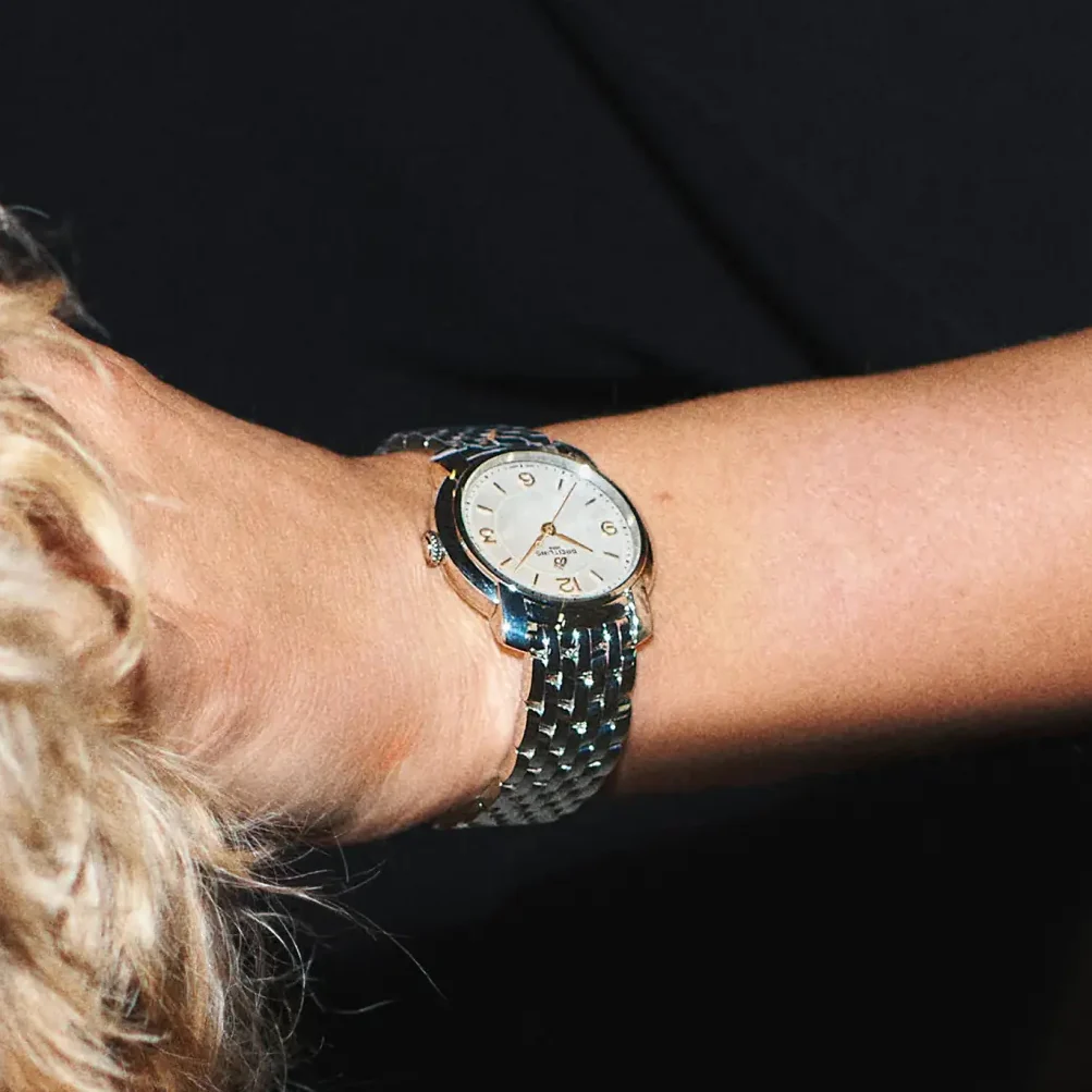 Lady Premier 32mm - Mother-of-Pearl on Bracelet - Image 3