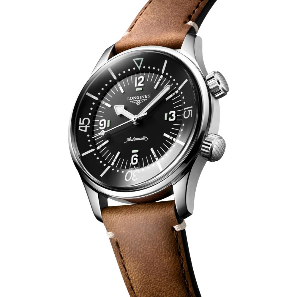 Legend Diver 39mm - Black on Leather Strap - Image 2